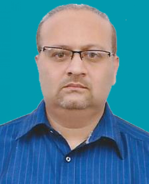 Dr Anil  Thakwani