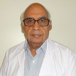Dr Naresh  Prakash