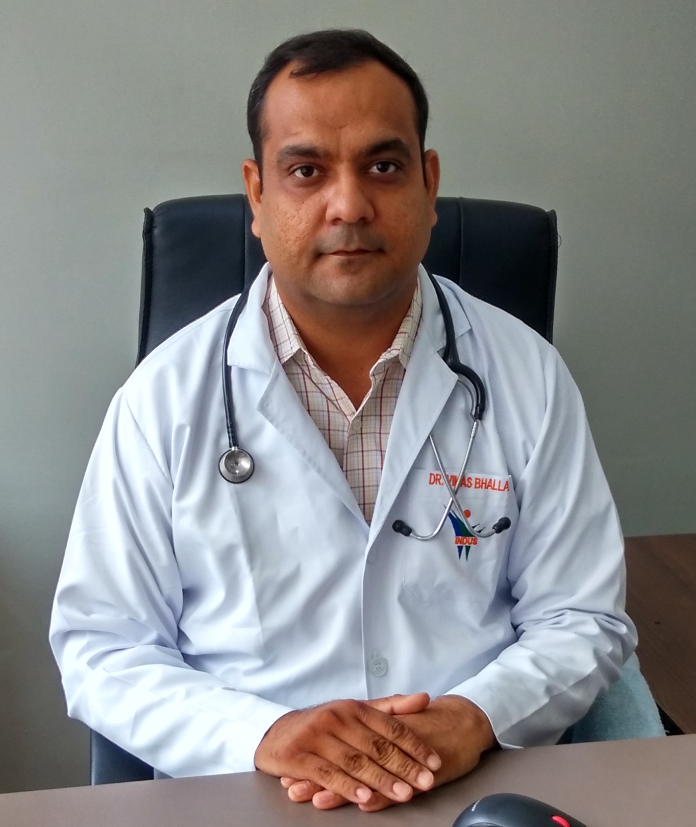 Dr Vikas  Bhalla